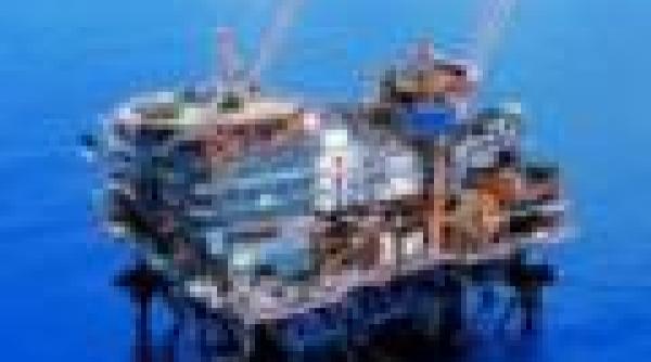 sua uraganul ike pune pe butuci statiile petroliere in golful mexic