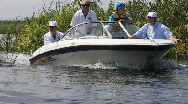 liviu mihaiu guvernator al deltei dunarii toata lumea ma intreaba omul cui sunt