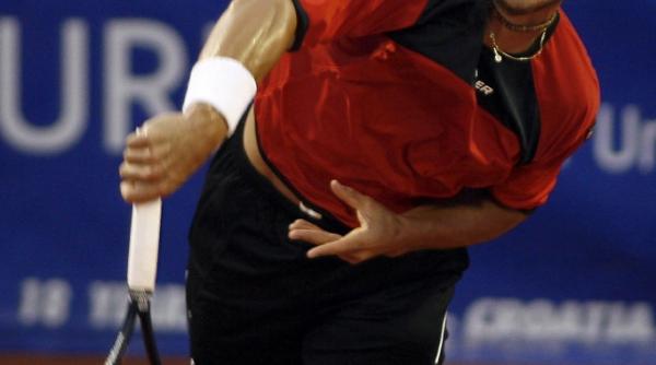 argentina guillermo canas jefuit in fata propriei locuinte