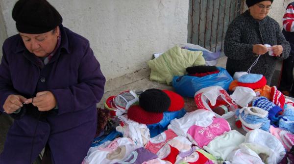 andreaua scoate saracul din foame si soldatul din frig