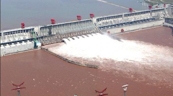 bulgaria reactiveaza hidrocentralele comuniste