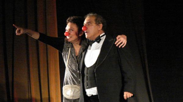 spectacol ma tot duc