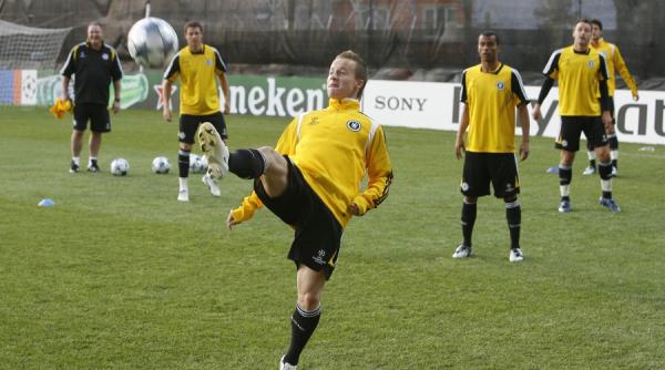 cfr cluj chelsea ciocnire cu un colos al europei