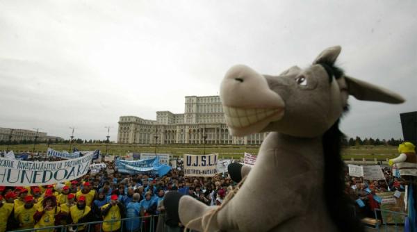 salarii majorate deputatii umfla pomenile electorale