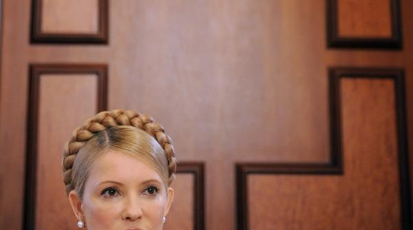 timosenko face ce vrea iuscenko