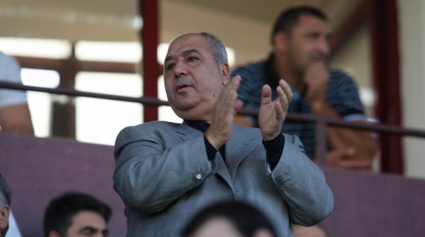 rapid peseiro hai la o cafea