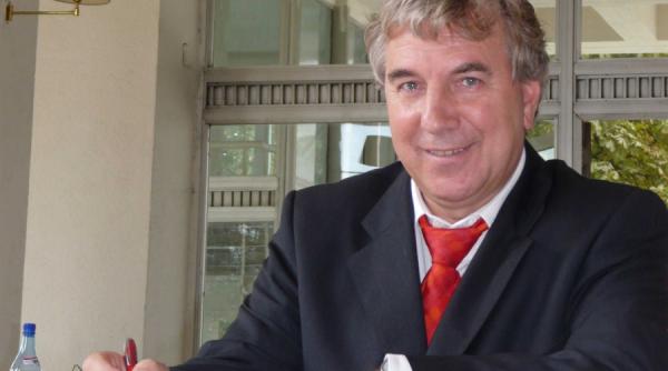 congresul de oncologie michael untch romanul care lupta cu cancerul