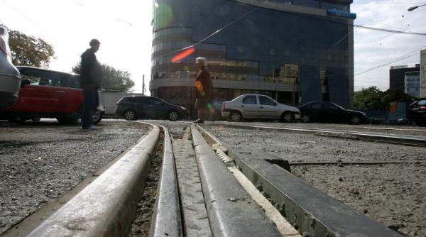 reabilitare cu gauri asfalt de dat in gropi la victoria