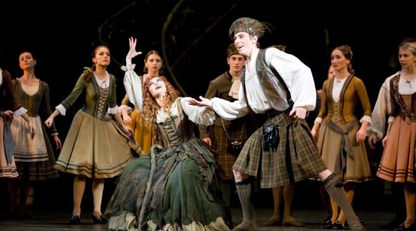 aplauze cuceririle galei baletului rus