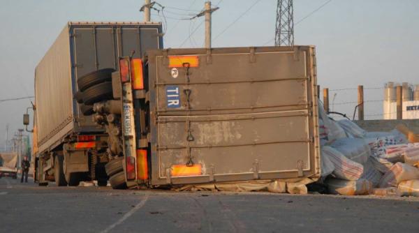 strivit de o remorca