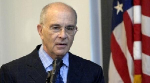 nicholas taubman romanii au demonstrat lumii ca se pot lepada de comunism