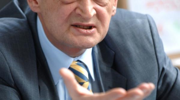 oprescu as vrea sa preiau spitalele dar nu ma ajuta legea si nici ministrul sanatatii