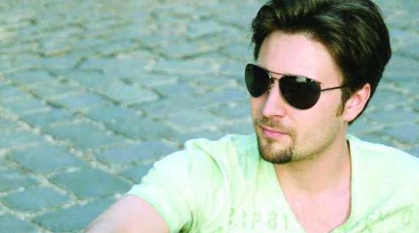 ziarist pe hartie muzician din inima