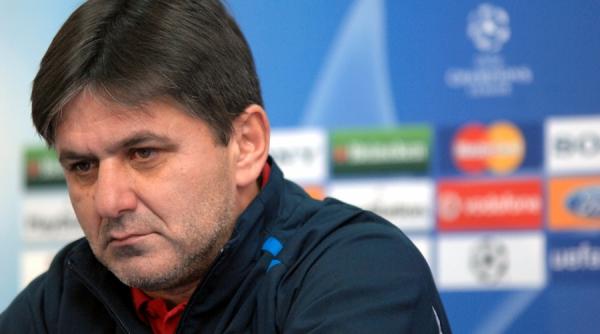 lacatus m a lucrat mm stoica