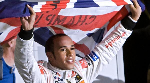 formula 1 hamilton vis implinit