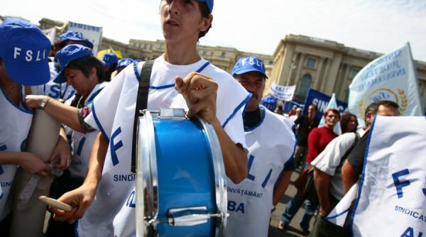 profesorii nu vor primi bani pe perioada grevei