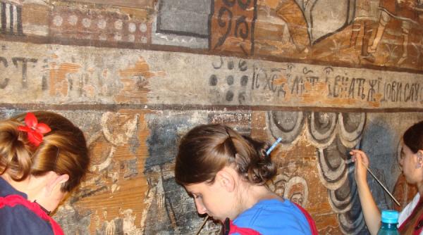 restaurarea o cenusareasa