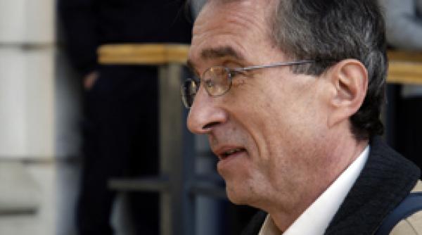 muzeul national de arta nu poate pastra tablourile familiei ceausescu