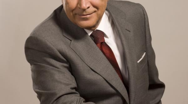 gigantii presei fac strategii anticriza