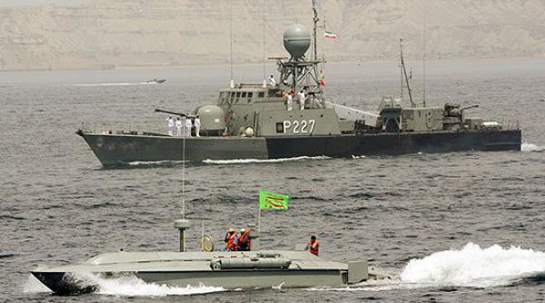 iranul a deschis o noua baza navala in golful persic