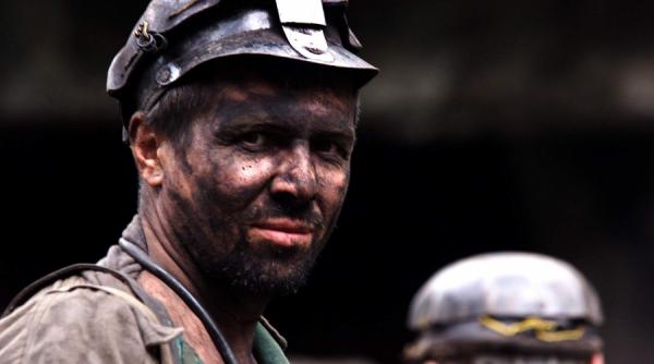 mina petrila minerii internati la spitalul de arsi au fost stabilizati