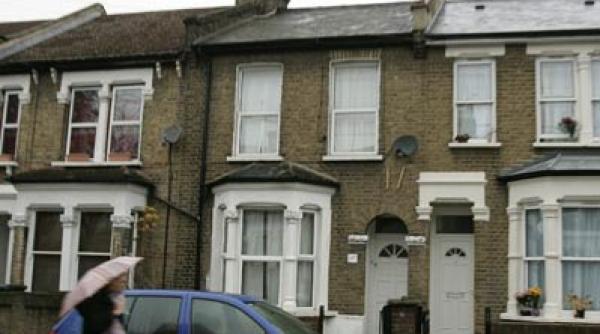 oferta de un milion de lire sterline pentru casa copilariei lui beckham