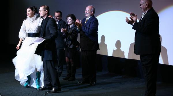 nunta muta nuntasi la premiera