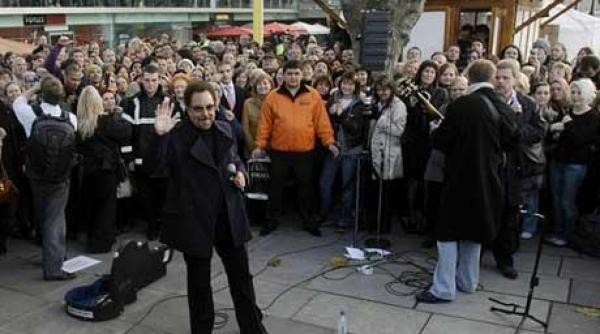 tom jones cersetor pe strazile londrei