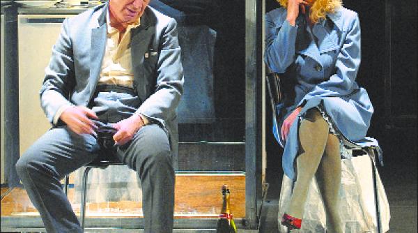 comedia franceza la festa e pretioasa