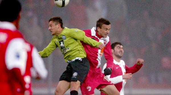 fc brasov dinamo presiunea este pe caini