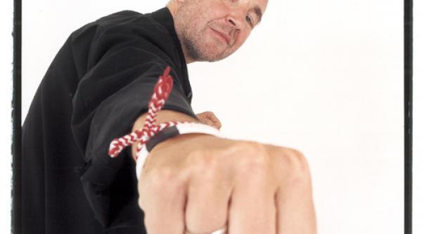 omul zilei nigel kennedy