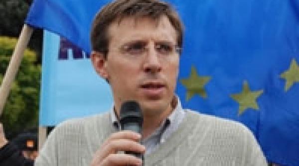 aspiratii moldovenesti pentru alegerile 30 noiembrie simplificati procedura pentru cetatenia romana