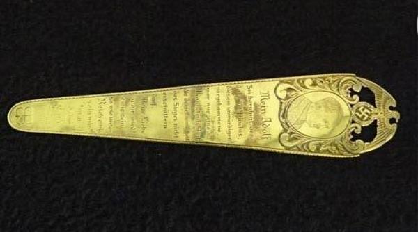 un roman arestat in sua pentru ca a vrut sa vanda bunuri care i au apartinut lui hitler