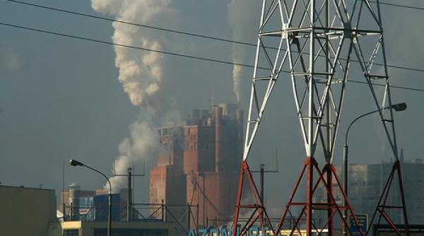 azomures trimite in somaj tehnic 2000 de angajati