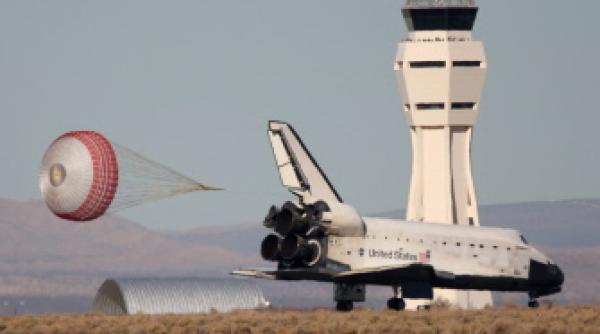 endeavour a aterizat cu succes in california