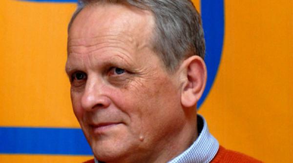 stolojan daca vom castiga ne prezentam in fata presedintelui cu capul sus