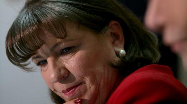 anomalia redistribuirii codasii in parlament premiantii pe afara