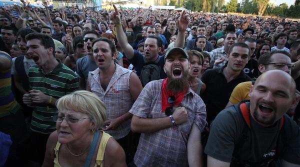 icirc n prag de sarbatori cadouri b estfest