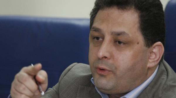 vanghelie accepta si varianta opozitiei si sustine ca nu vrea congres