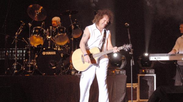 icirc nainte de craciun smokie and 101 violins la sala polivalenta