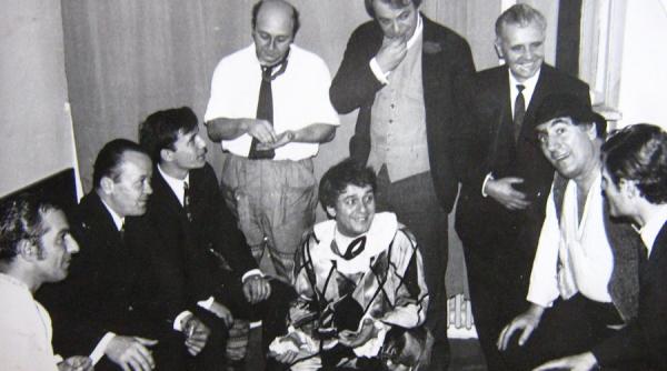 povestea un sal calduros