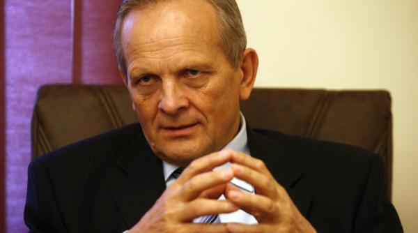 e oficial stolojan nominalizat pentru functia de premier