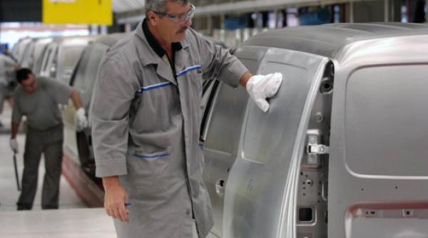 dacia ar putea renunta la 3000 de angajati