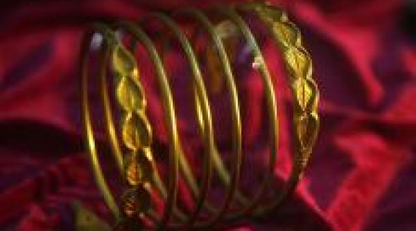 o noua bratara dacica va fi adusa in tara la inceputul anului 2009