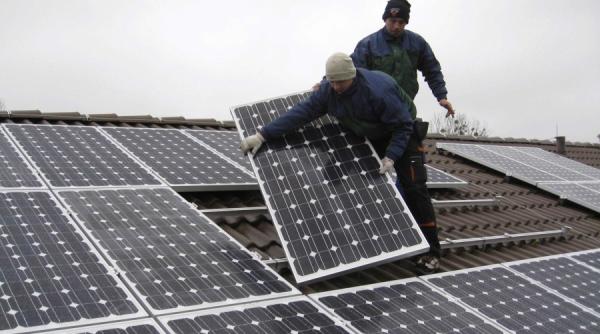 cap avem minte ne mai trebuie panourile solare de bagat in priza