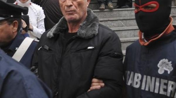 lider al mafiei siciliene gasit spanzurat in arest