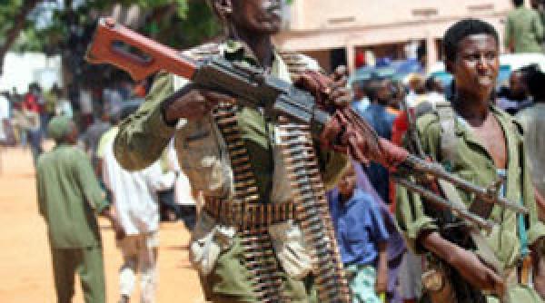 piratii somalezi au capturat inca trei nave