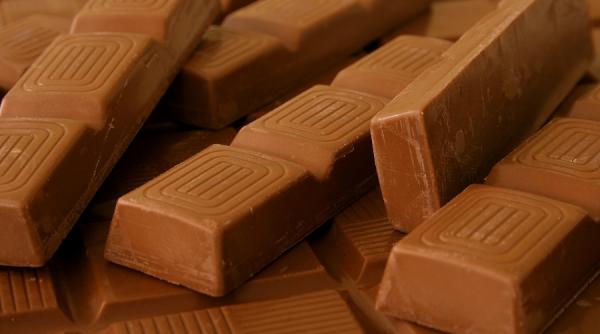 mananca inteligent ciocolata