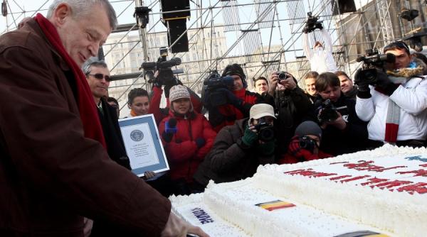 de 3 x record operatie pe tort deschis