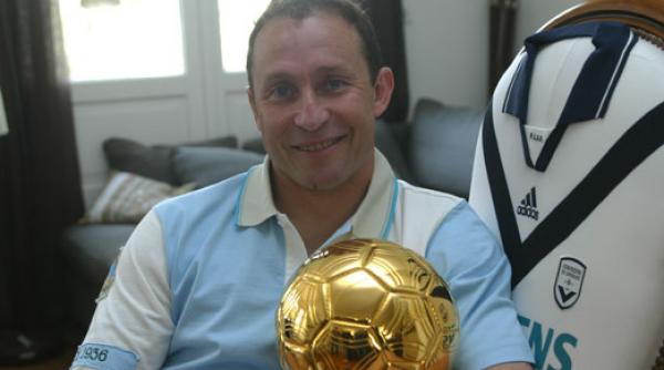 la 45 de ani jean pierre papin revine pe gazon